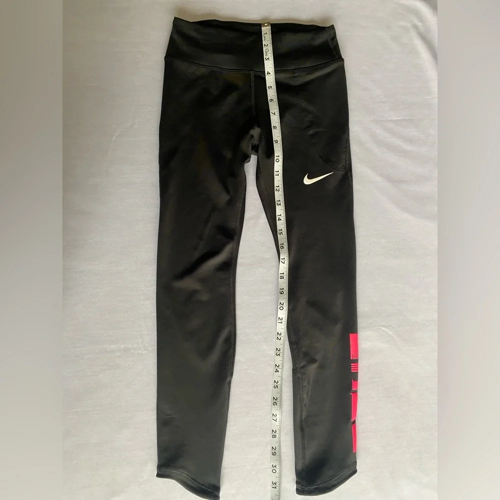 Nike Women’s Dri-Fit Icon Clash Fast 7/8 Black Pink Leggings  Size XS‎
